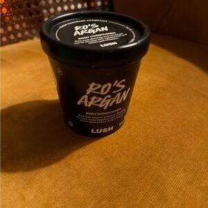 Lush Ro's Argan Body Conditioner in Black